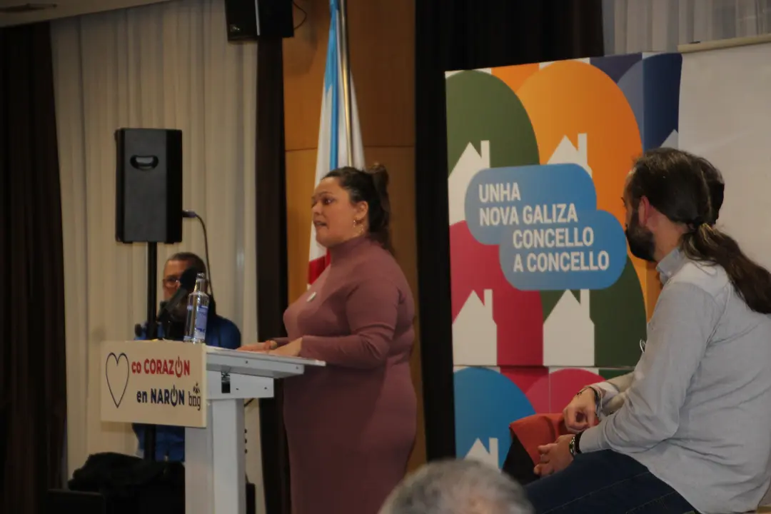 <strong><span style="font-size:14px;">O pasado d&iacute;a 27 de xaneiro tivemos o acto de presentaci&oacute;n da nosa candidata &aacute; alcald&iacute;a, Olaia Ledo, nas vindeiras elecci&oacute;ns municipais do mes de maio. Estivo acompa&ntilde;ada por Geno Carballeira, concelleiro, e pola portavoz nacional, Ana Pont&oacute;n, adem&aacute;is dxs compa&ntilde;eirxs que forman o primeiro tramo da nosa candidatura, Bea Mosquera, Manu Teijeiro, Carlos Gonz&aacute;lez, Dolores Prieto e Nicol&aacute;s Manso.</span></strong>